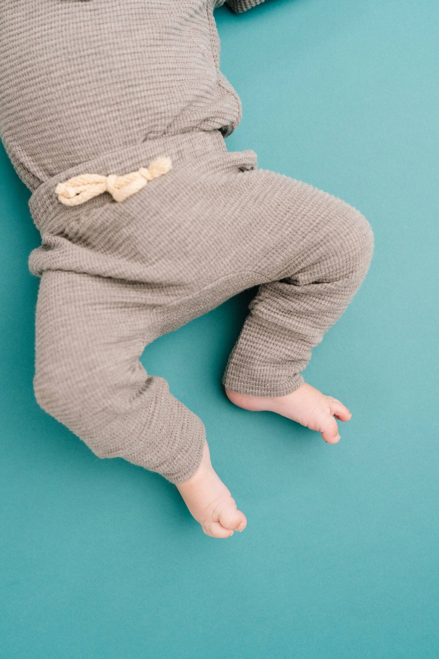 Pebble Gray Waffle Cozy Set