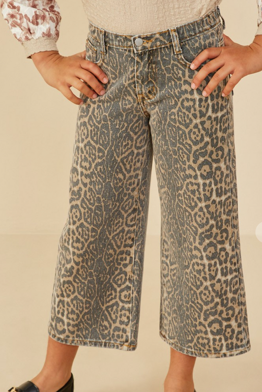 Girls Washed Leopard Print Relaxed Fit Denim Jeans